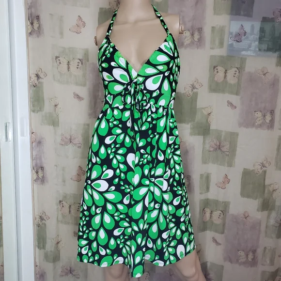 green emerald velvet dress Amazon.com: Yanekop Womens Athletic Dress with Built in Shorts Golf Tennis  Outfits Mini Dress Active Dresses Yoga Workout Dress(Army Green,XS) :  Clothing, Shoes & Jewelry